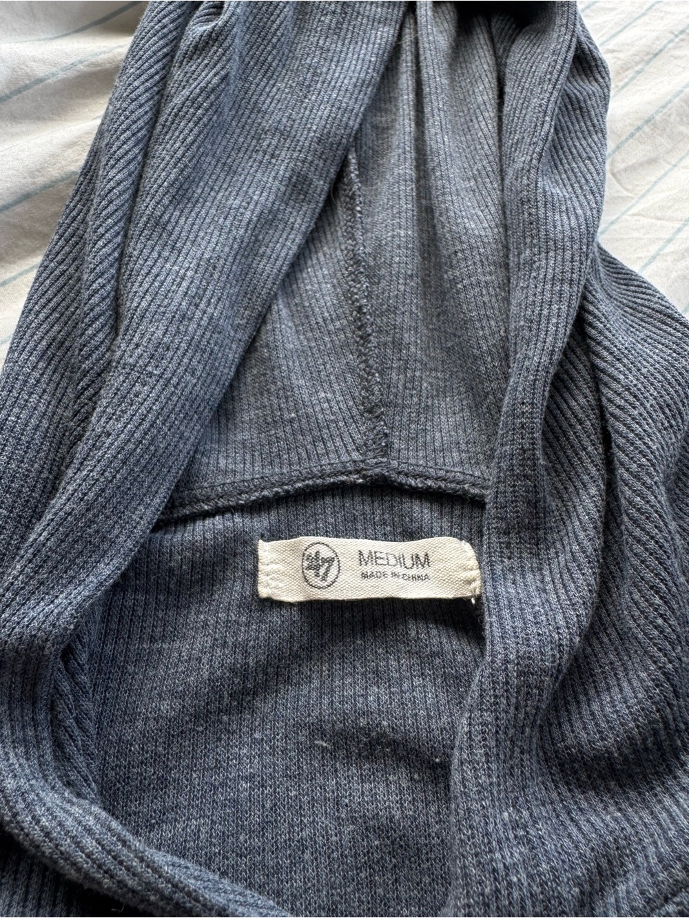 47 - Los Angeles Dodgers Blue Hooded Pullover Sweatshirt size: medium - Picture 5 of 6